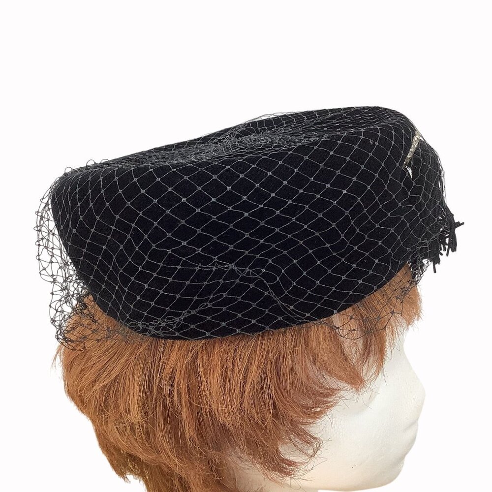 Vintage Black Velvet Pillbox Hat With Veil & Tassel Accent - Picture 4 of 6